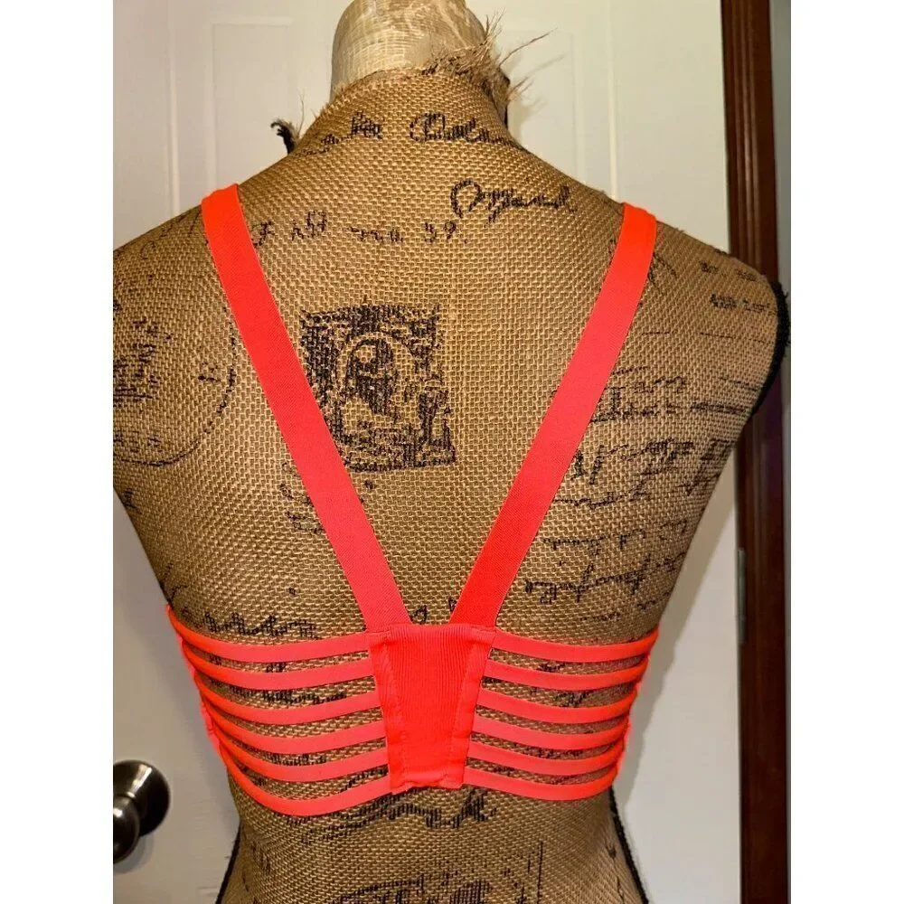 Victoria’s‎ Secret VSX Sports Bra Size XS
